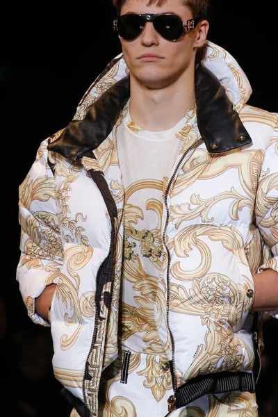 Look 21